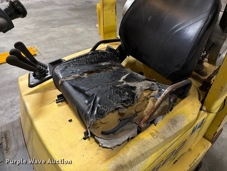 image for item DT3078 Hyster M2622 forklift