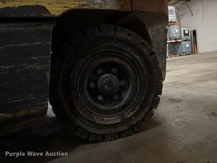 image for item DT3078 Hyster M2622 forklift