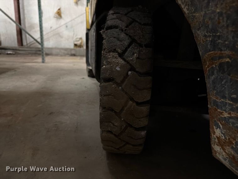image for item DT3078 Hyster M2622 forklift
