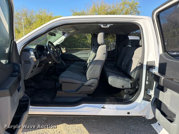 image for item DU3146 2021 Ford F150 Ext. Cab pickup truck
