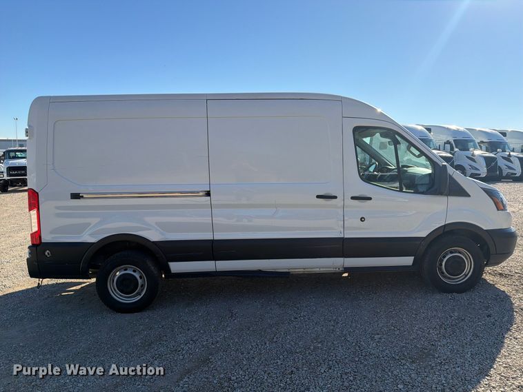 image for item DU3147 2019 Ford Transit van