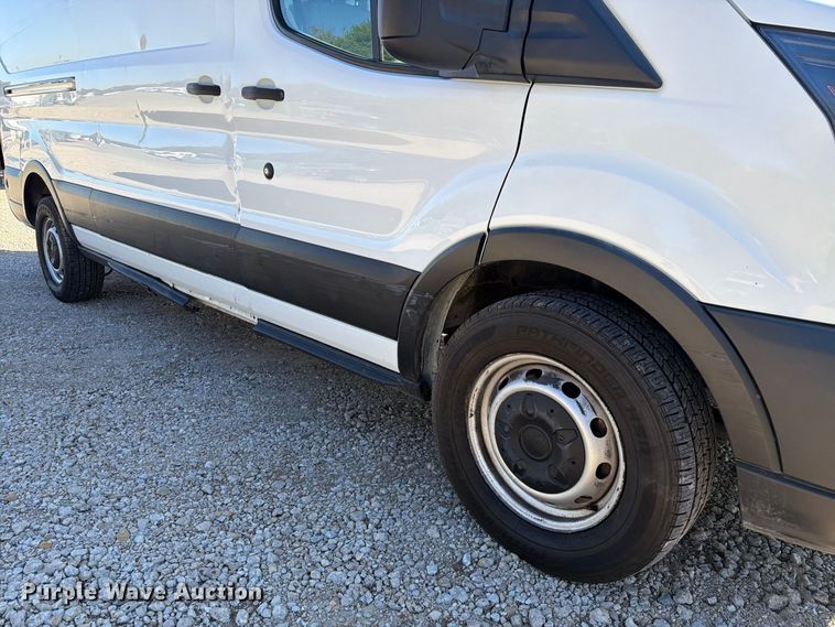 image for item DU3147 2019 Ford Transit van