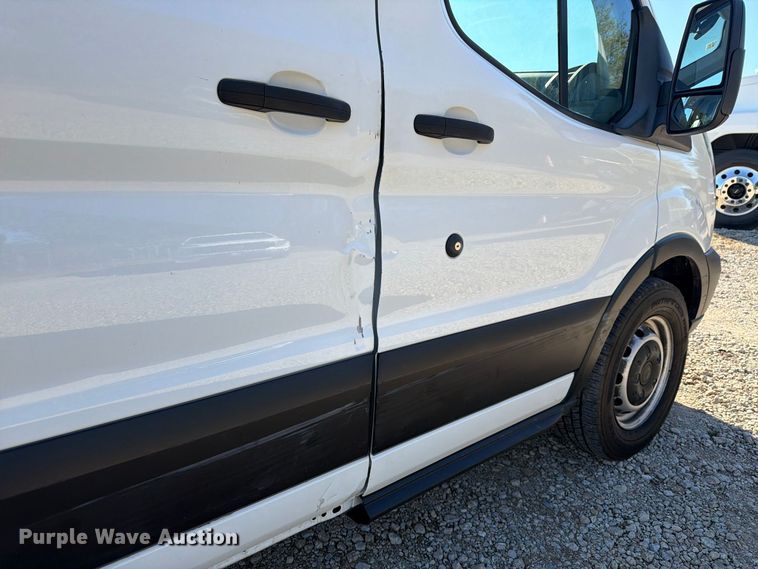 image for item DU3147 2019 Ford Transit van