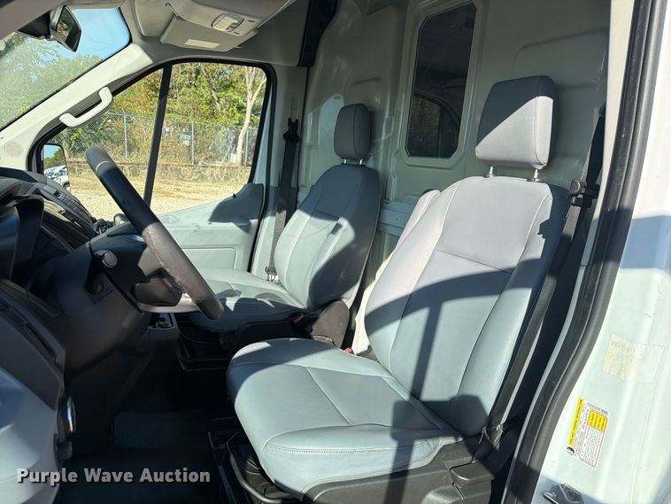 image for item DU3147 2019 Ford Transit van