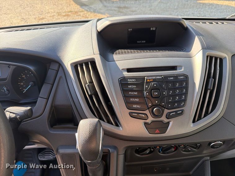 image for item DU3147 2019 Ford Transit van