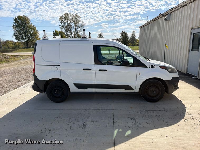 image for item DU8027 2017 Ford Transit Connect van