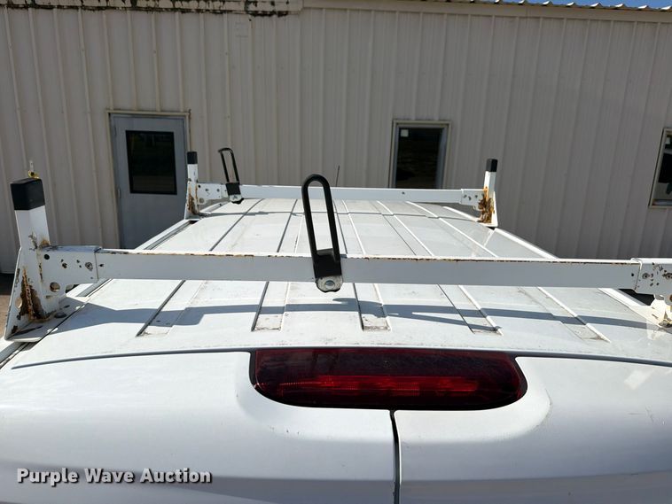 image for item DU8027 2017 Ford Transit Connect van