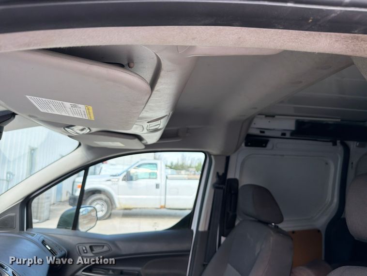 image for item DU8027 2017 Ford Transit Connect van