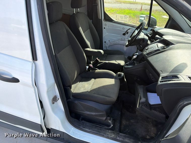 image for item DU8027 2017 Ford Transit Connect van