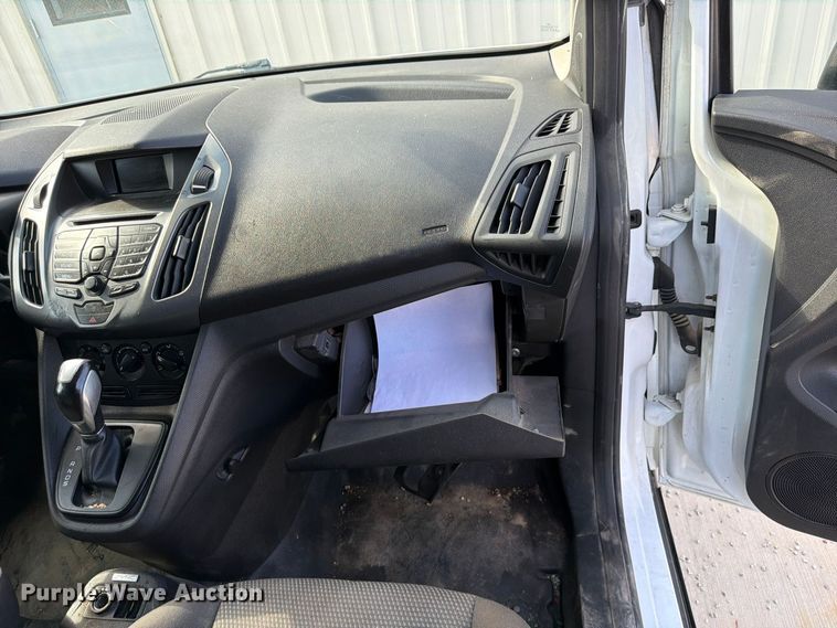 image for item DU8027 2017 Ford Transit Connect van