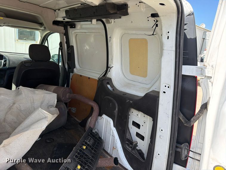 image for item DU8027 2017 Ford Transit Connect van