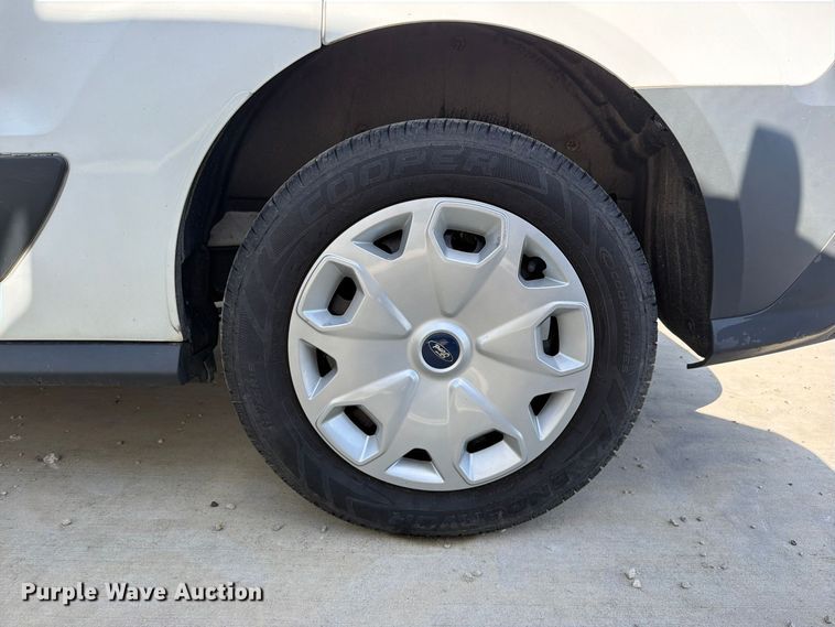 image for item DU8027 2017 Ford Transit Connect van