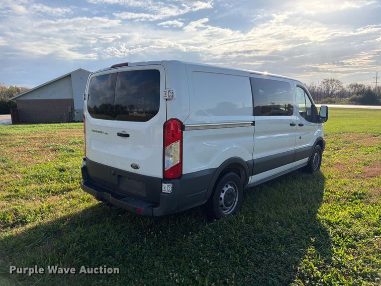 image for item DU8028 2018 Ford Transit 150 van