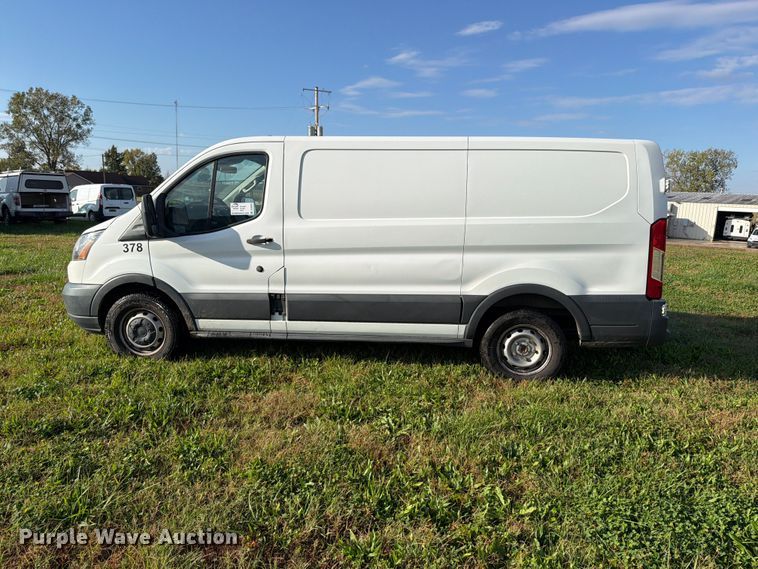 image for item DU8028 2018 Ford Transit 150 van