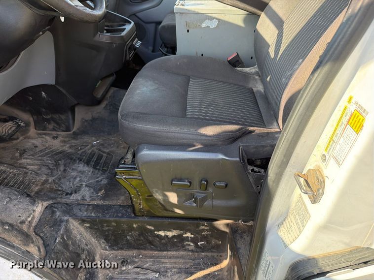 image for item DU8028 2018 Ford Transit 150 van