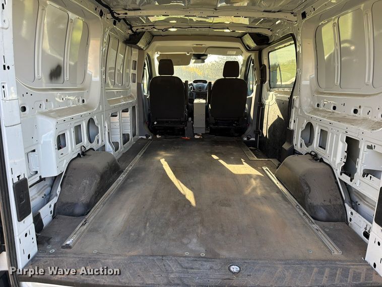 image for item DU8028 2018 Ford Transit 150 van