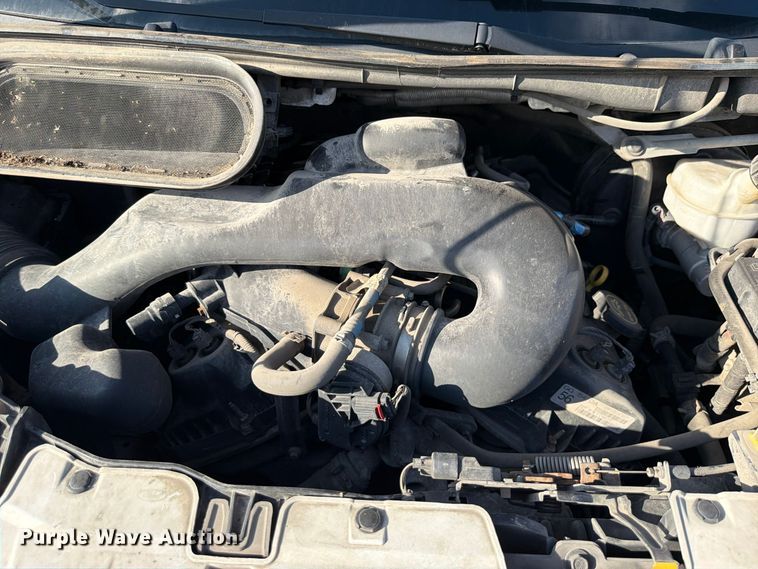 image for item DU8028 2018 Ford Transit 150 van