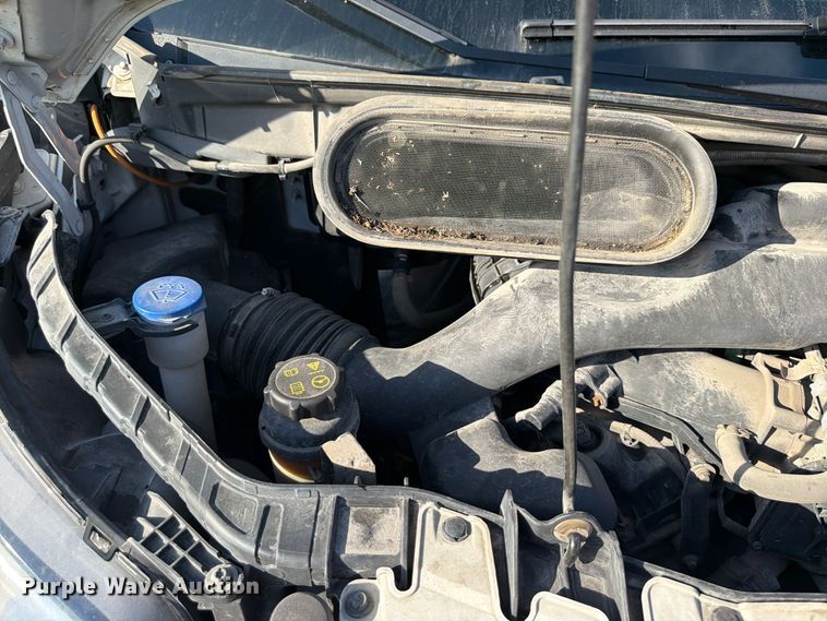 image for item DU8028 2018 Ford Transit 150 van