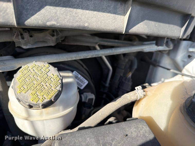 image for item DU8028 2018 Ford Transit 150 van