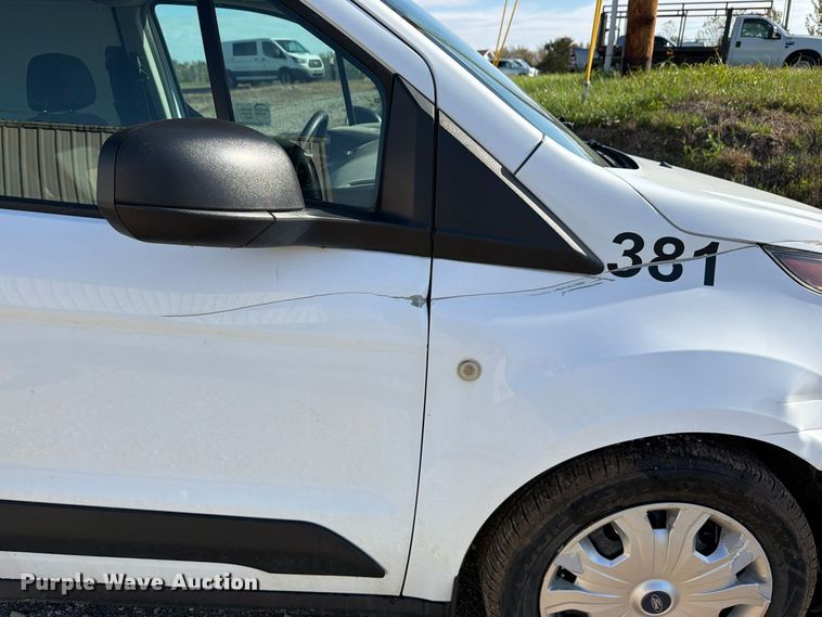 image for item DU8030 2019 Ford Transit Connect van