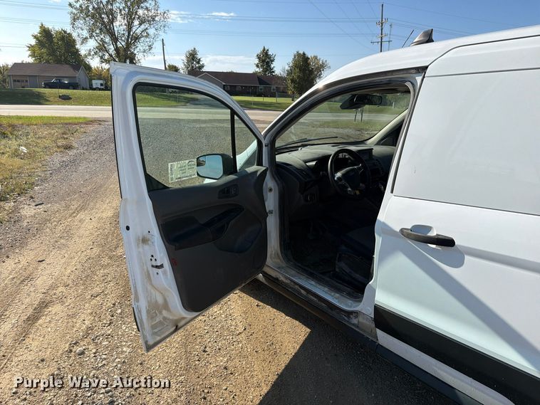 image for item DU8030 2019 Ford Transit Connect van