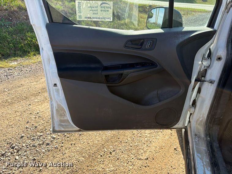 image for item DU8030 2019 Ford Transit Connect van