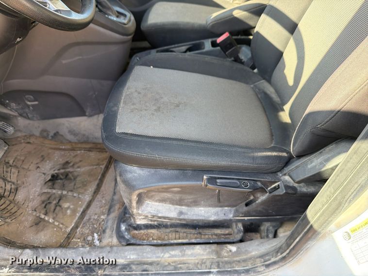 image for item DU8030 2019 Ford Transit Connect van