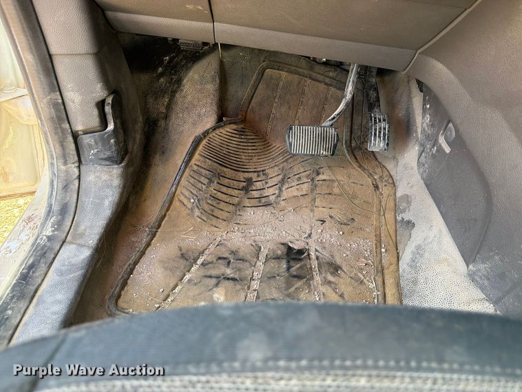 image for item DU8030 2019 Ford Transit Connect van