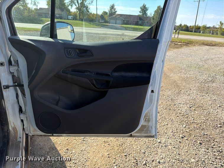 image for item DU8030 2019 Ford Transit Connect van