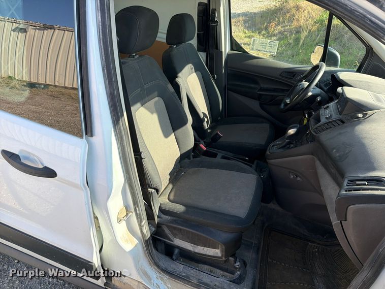image for item DU8030 2019 Ford Transit Connect van