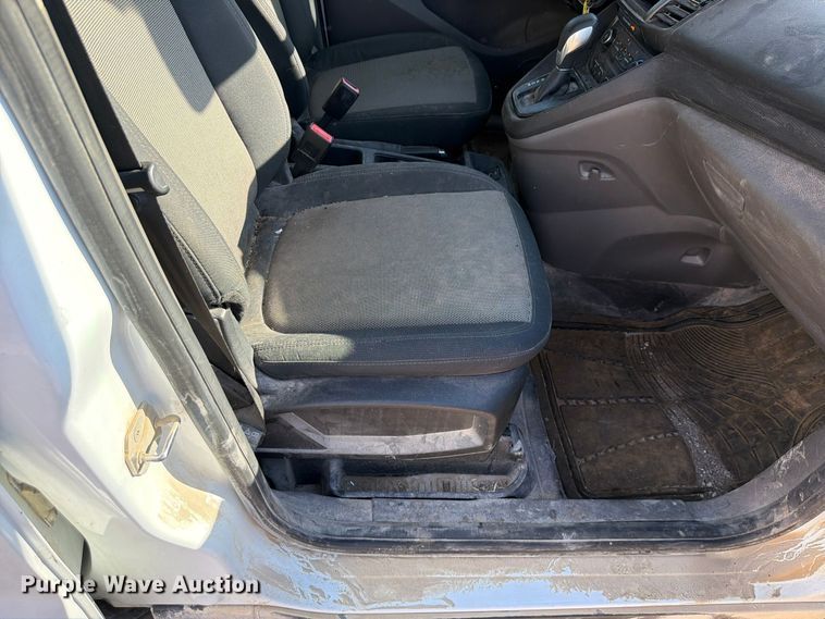 image for item DU8030 2019 Ford Transit Connect van