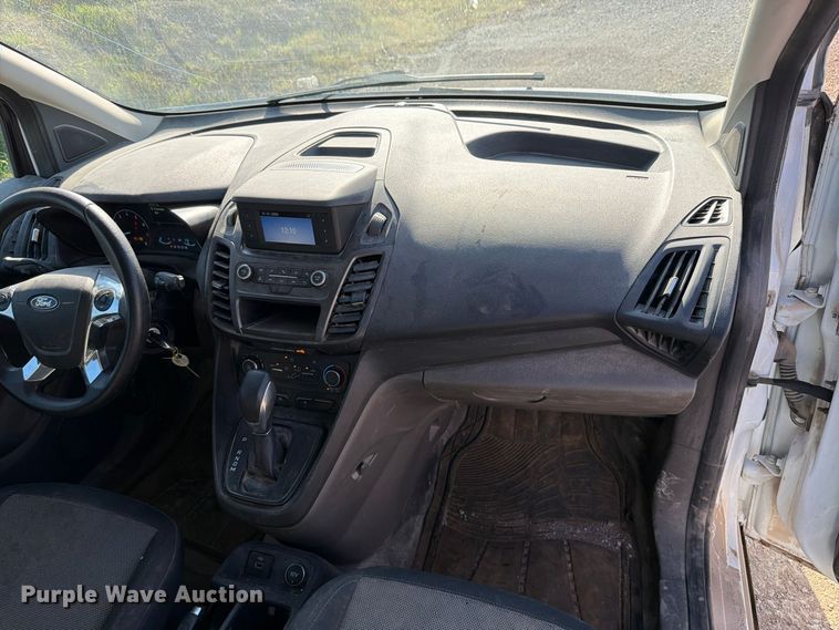 image for item DU8030 2019 Ford Transit Connect van