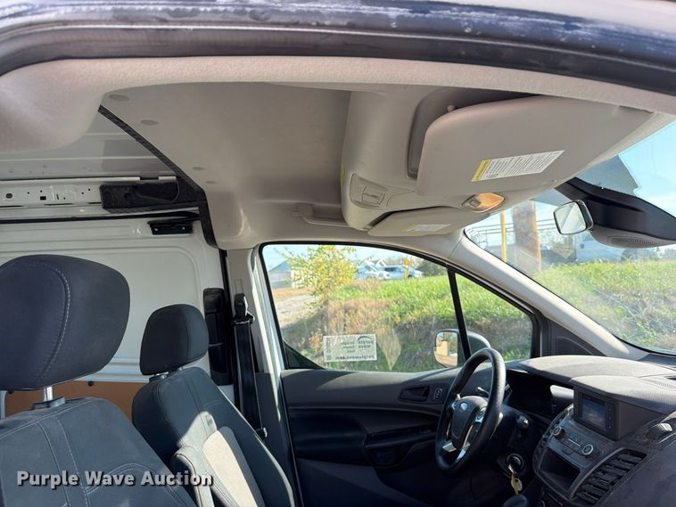 image for item DU8030 2019 Ford Transit Connect van