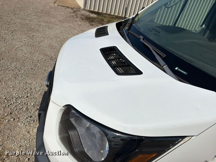 image for item DU8032 2019 Ford Transit 350 van