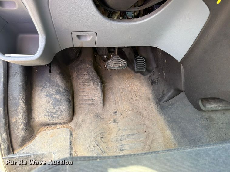 image for item DU8032 2019 Ford Transit 350 van