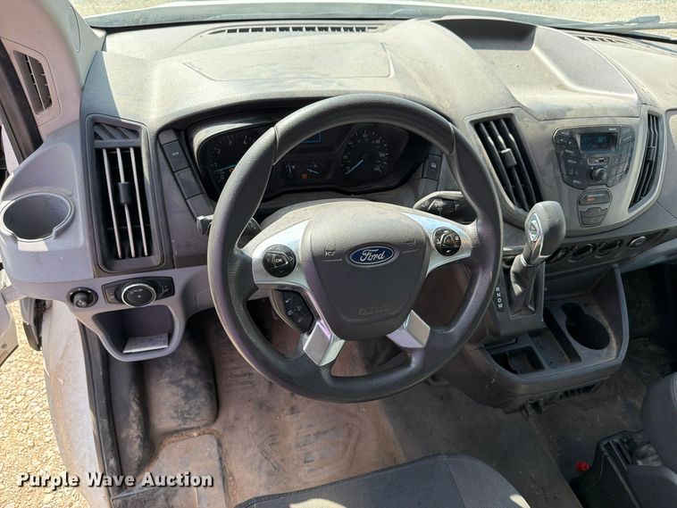 image for item DU8032 2019 Ford Transit 350 van