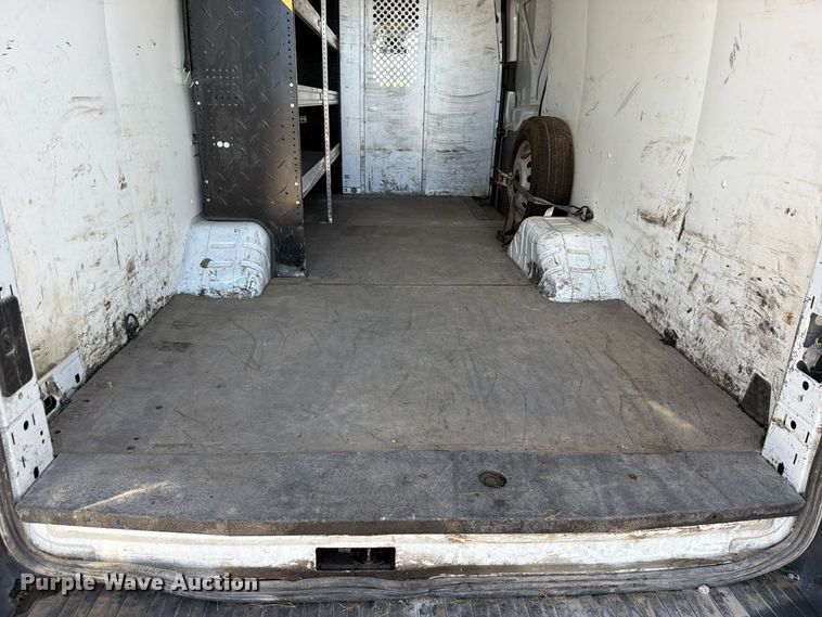 image for item DU8032 2019 Ford Transit 350 van