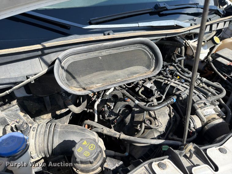 image for item DU8032 2019 Ford Transit 350 van