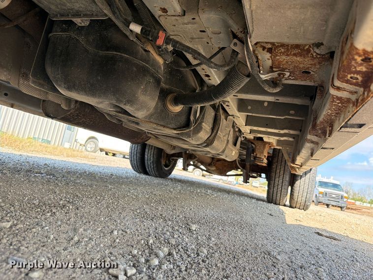 image for item DU8032 2019 Ford Transit 350 van