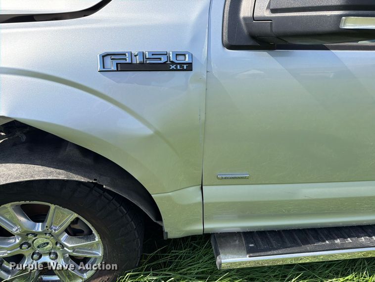 image for item DU8033 2016 Ford F150 XLT Crew Cab pickup truck