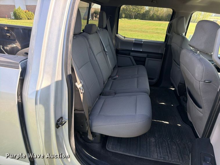 image for item DU8033 2016 Ford F150 XLT Crew Cab pickup truck
