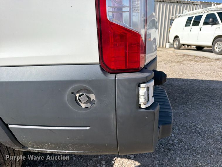 image for item DU8034 2017 Ford Transit 250 van