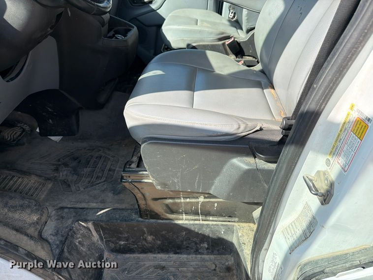image for item DU8034 2017 Ford Transit 250 van