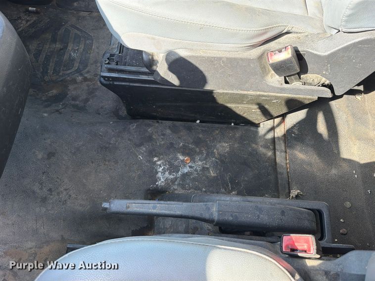 image for item DU8034 2017 Ford Transit 250 van