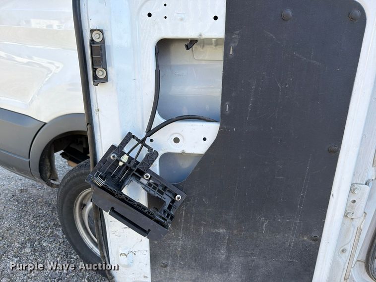 image for item DU8034 2017 Ford Transit 250 van