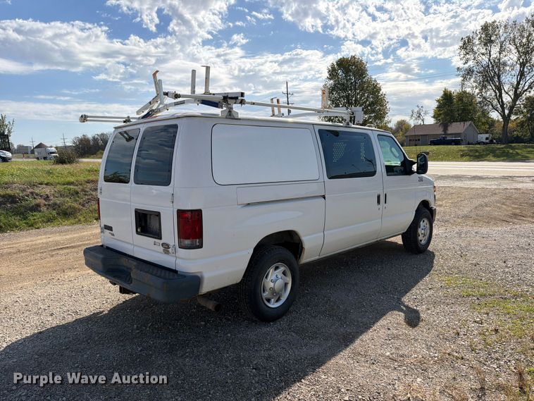 image for item DU8035 2011 Ford E350 van