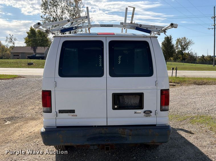 image for item DU8035 2011 Ford E350 van