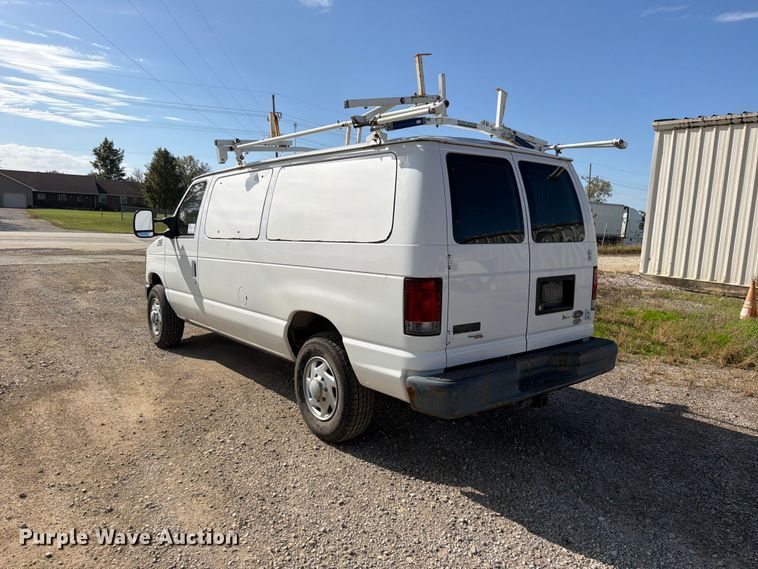 image for item DU8035 2011 Ford E350 van