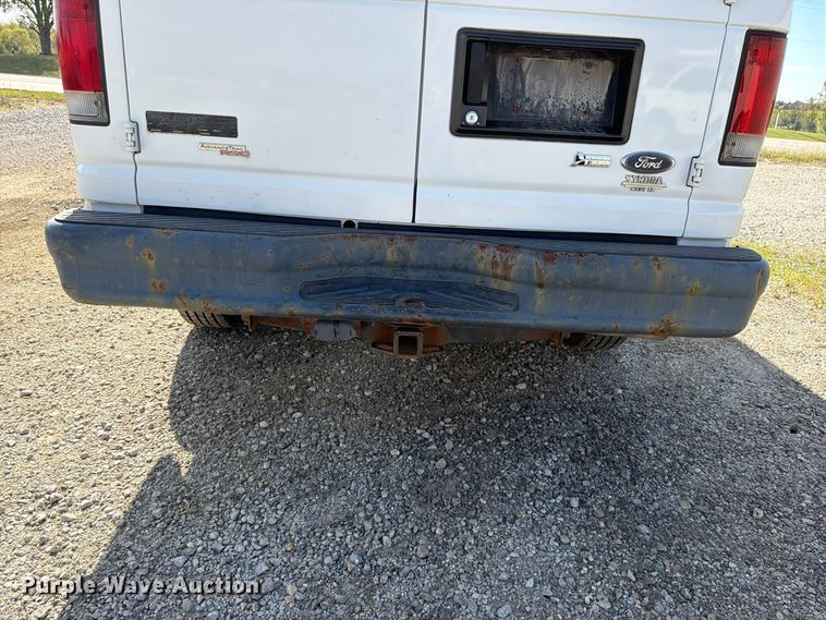 image for item DU8035 2011 Ford E350 van