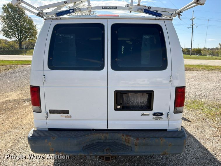 image for item DU8035 2011 Ford E350 van